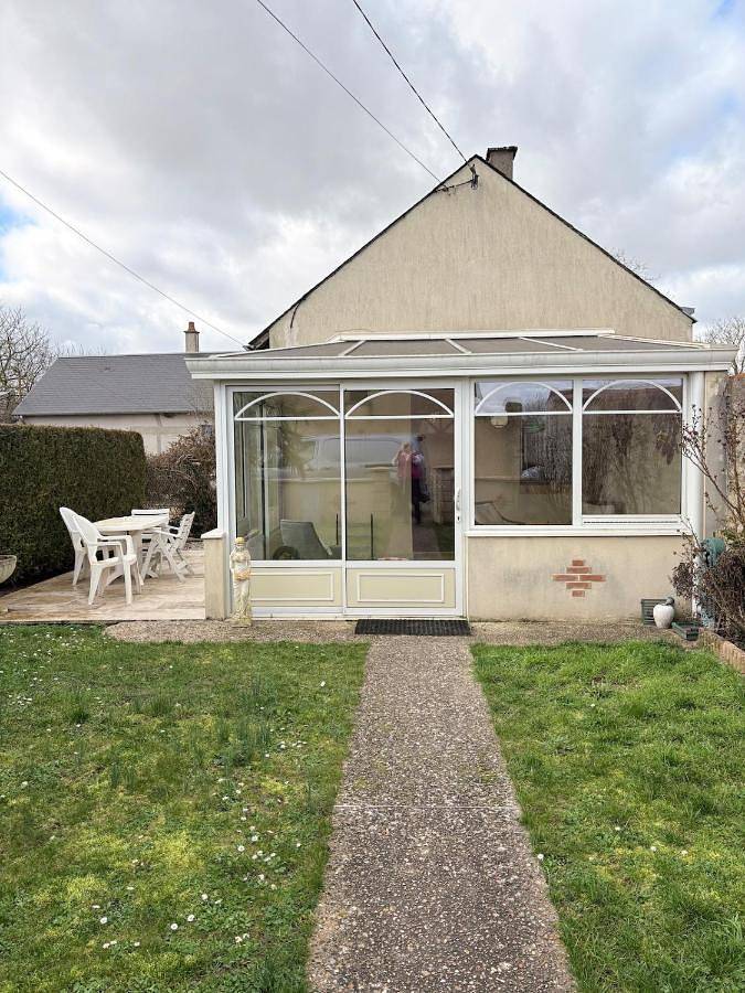Gîte pour 4 personnes, avec terrasse dans Sancheville - 2