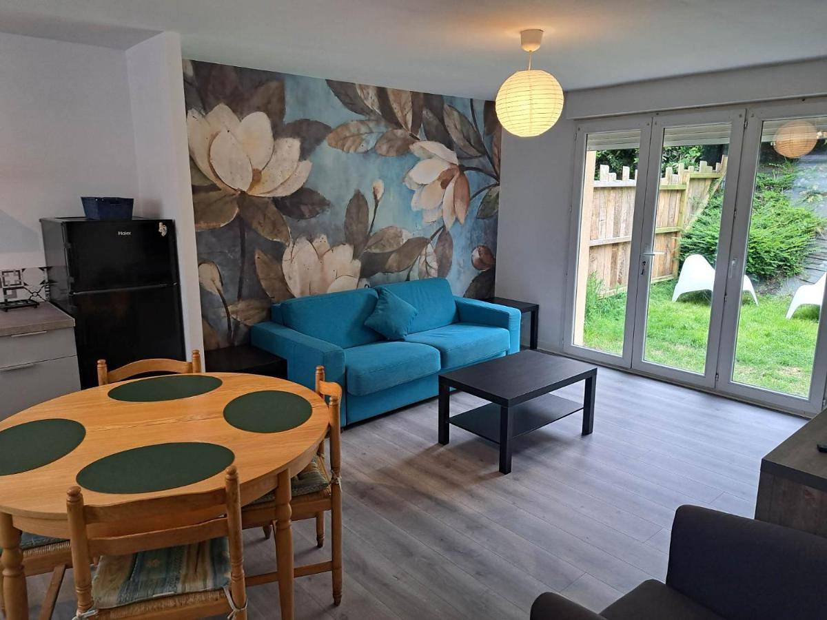 Appartement entier, Standard Apartment in Lannion, Ceinture Dorée