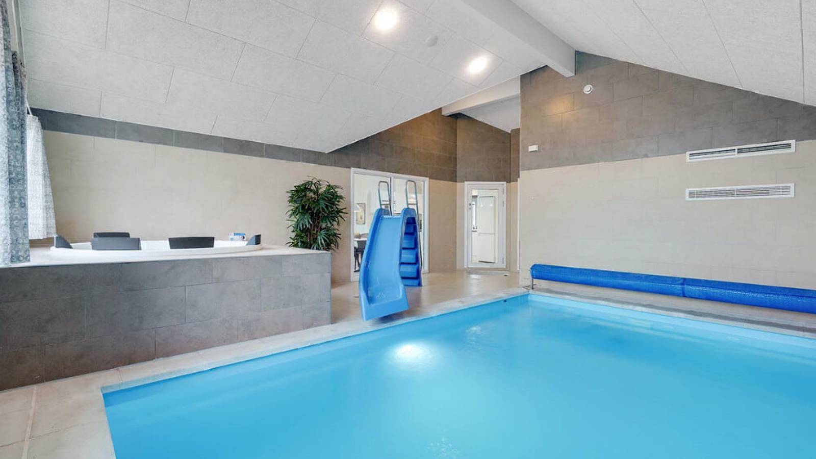Ferienhaus 509 am Strand und mit 6 Schlafzimmern. in Væggerløse, Schwedische Ostsee