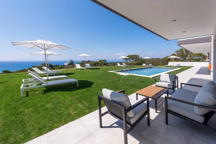 Vakantieappartement voor 4 personen, with uitzicht and zwembad as well as tuin in Rhodos Stad