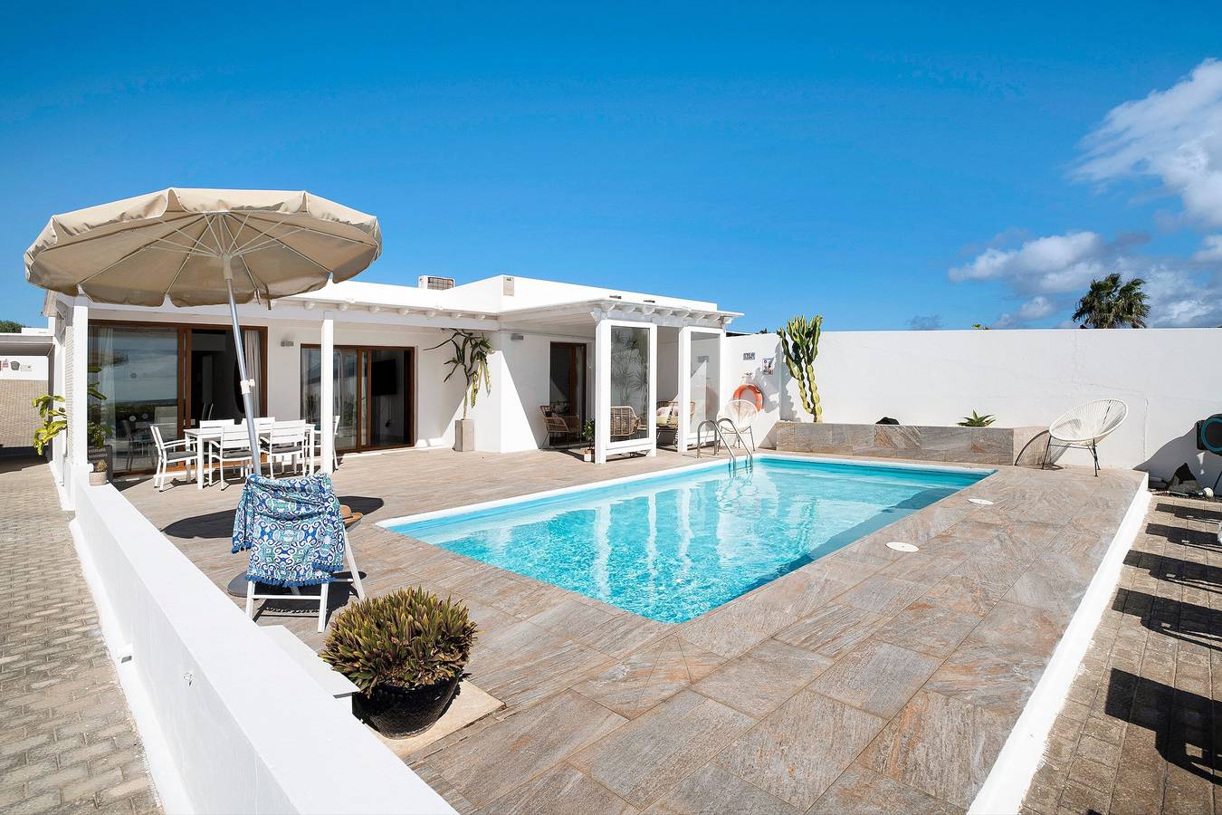 Villa "El Ancla" con vista mare, piscina privata e Wi-Fi in Playa Blanca, Yaiza