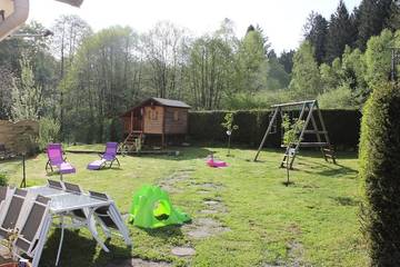 Location de vacances pour 7 personnes, avec jardin à Ventron