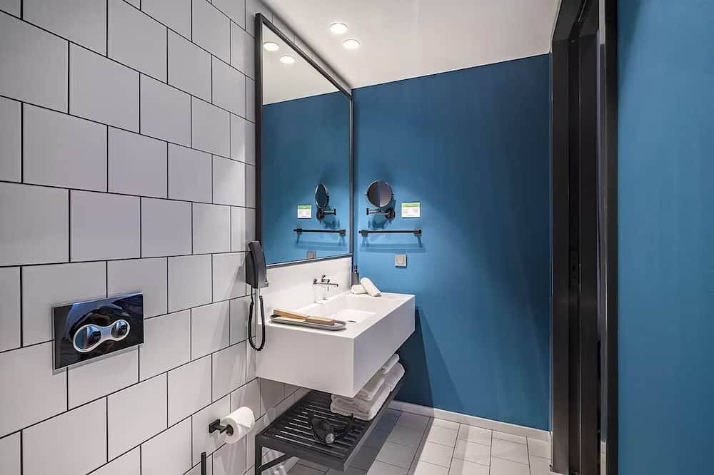 Scenic Place Minutes from Forest Paths — Relax and Explore with Free Parking in Oisterwijk, Noord-Brabant