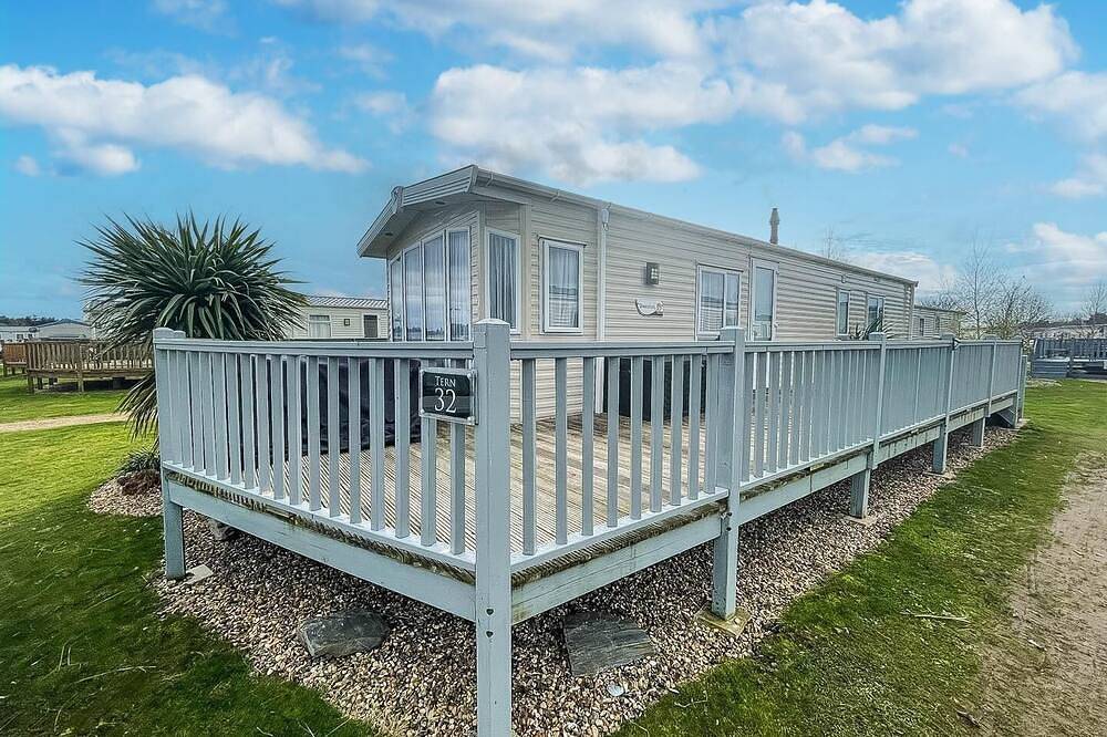 6 berth caravan with Wifi at Wells-next-the-Sea in Norfolk in Norfolk Coast