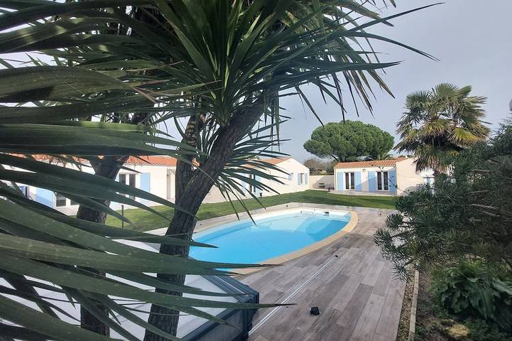 Chambre d’hôte pour 4 personnes, avec Jardin et Piscine