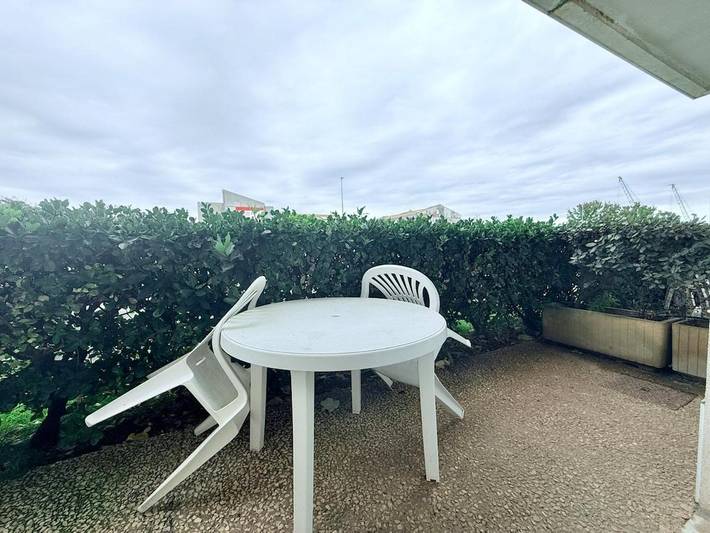 Gîte pour 2 personnes, avec terrasse dans Port de plaisance de Rochefort - 3