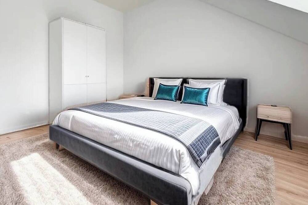 Geheel appartement, Station 173 E Bruxelles-charleroi-airport in Ransart, Charleroi