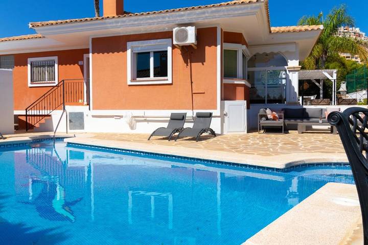 Casa rural para 8 personas, con piscina además de jardín y vistas en Muchamiel - 2