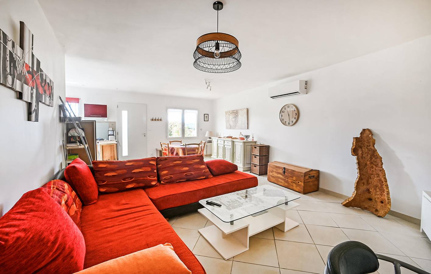 Acogedor apartamento con piscina y aparcamiento, a 1,5 km del centro de Combas in Combas, Region de Nimes