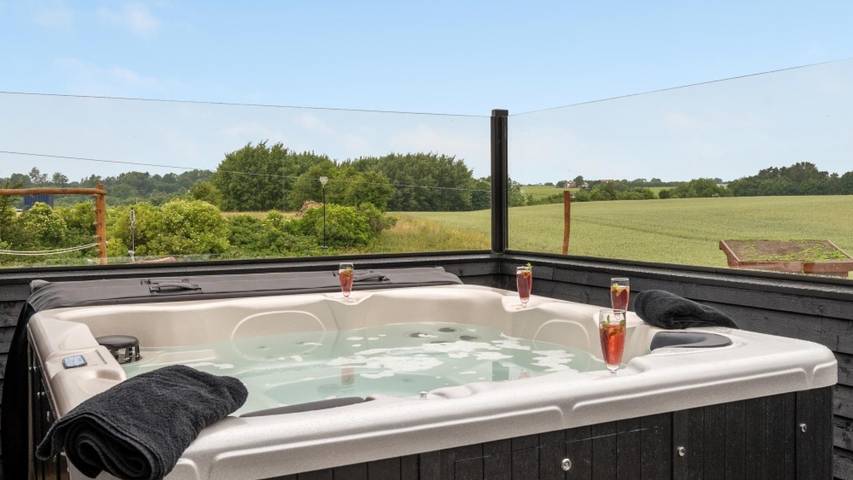 Ferienhaus für 30 Personen, mit Terrasse und Garten sowie Sauna in Hostrup Strand - 3