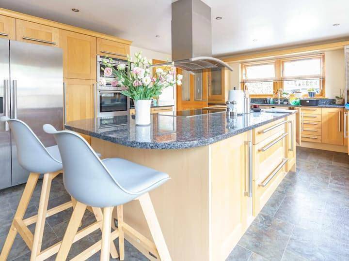 Four-Bedroom House in Braemar, Cairngorms National Park
