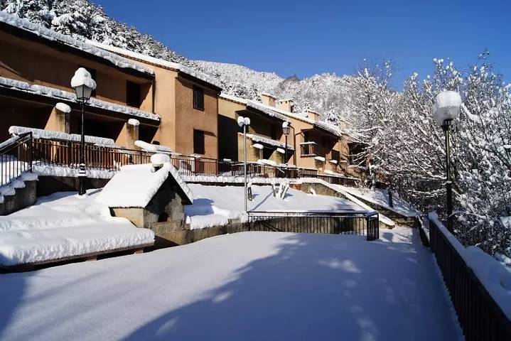Gîte pour 8 personnes, avec terrasse dans le Parc national du Mercantour - 4