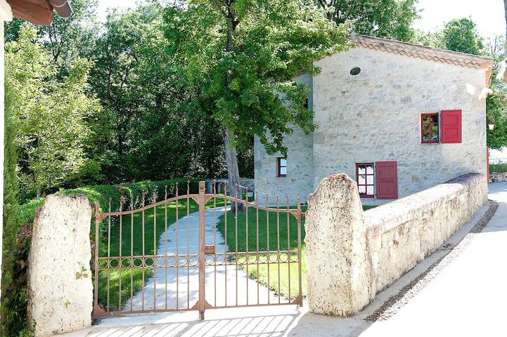 Location de vacances pour 5 personnes, avec piscine à Castelnau-sur-l'Auvignon - 3