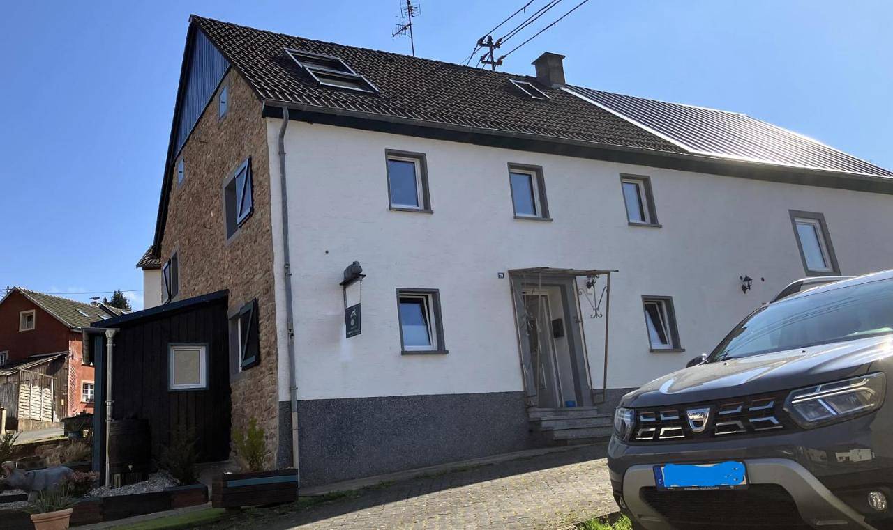 Ganze Wohnung, Penthouse Apartment in Mürlenbach, Vulkaneifel