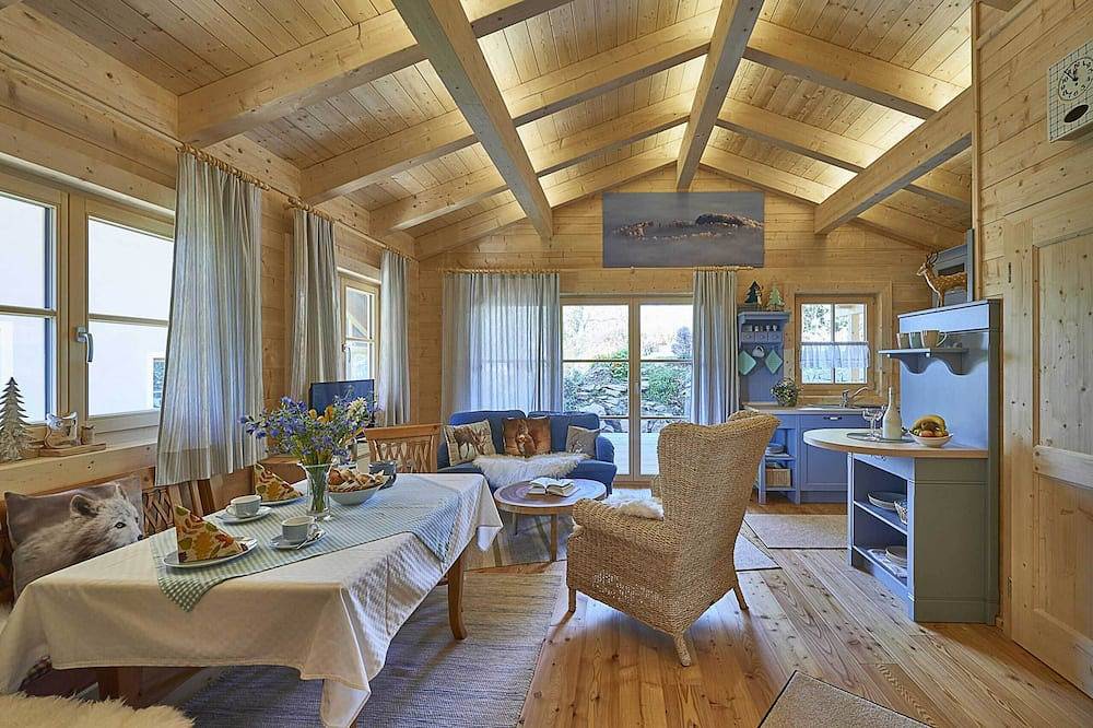 Natürlich geborgen – romantisches Holz-Chalet mit Komfort & Charme in Wegscheid, Passauer Land