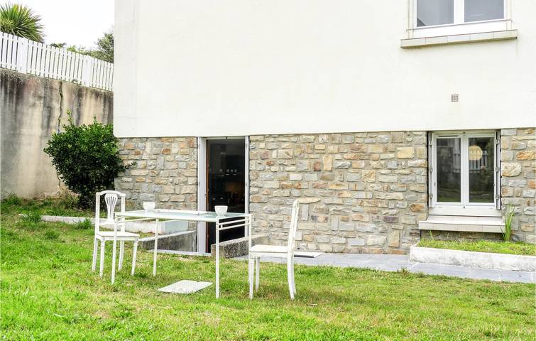 Ganze Ferienwohnung, Appartement am Strand mit Parkplatz, TV und Internet in Pirou, Coutances und Umgebung