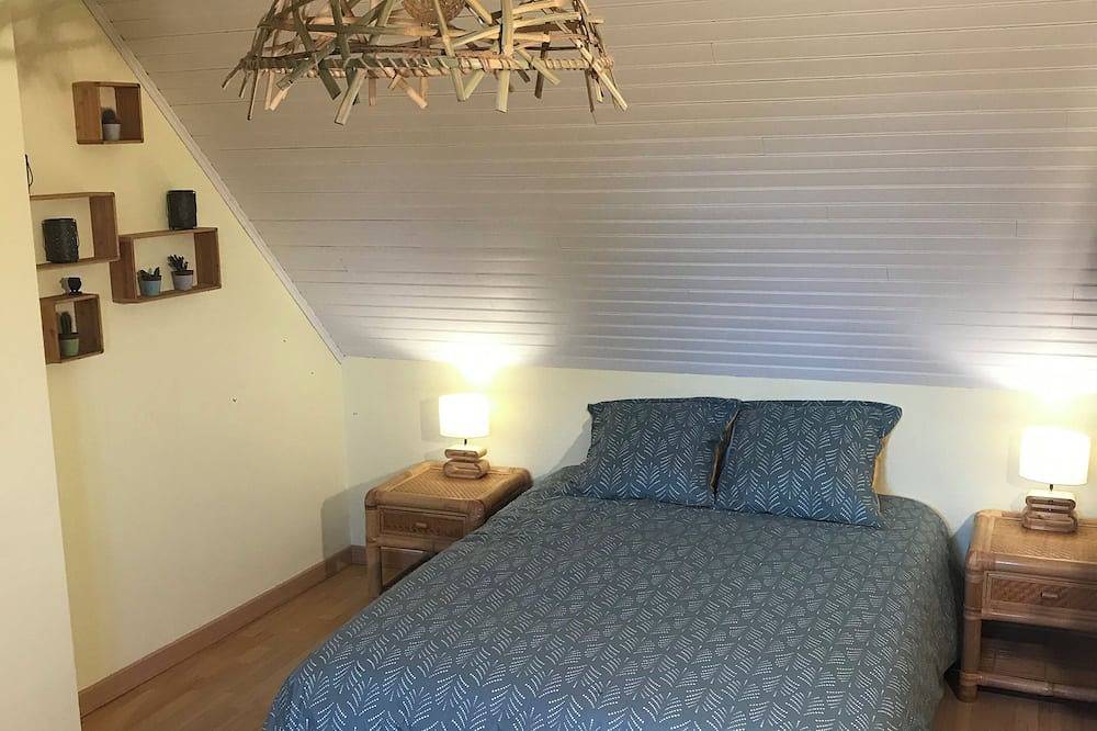 Breton cottage in the countryside, calm & comfort in Locoal-Mendon, Côte des Mégalithes