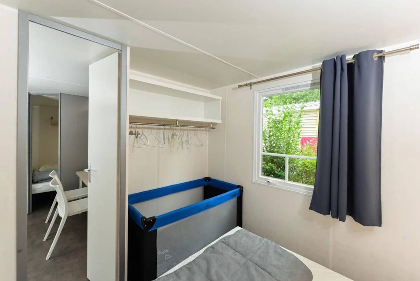 Zecamping 3* piscine couverte dog friendly mobil-home Tv Bbq 25m2 in Clohars-Carnoët, Côte de Cornouaille