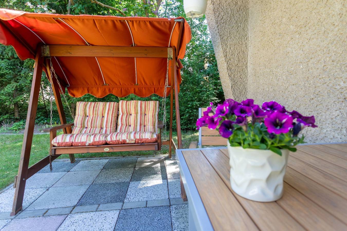 Casa de vacaciones 'Krohse' con jardín comunitario y Wi-Fi in Potsdam, Mittelmark