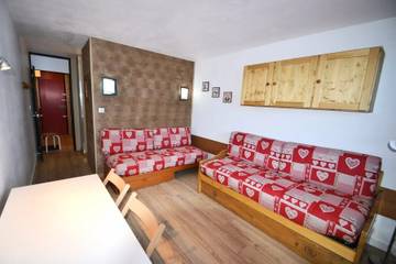 Gîte pour 4 personnes, avec balcon et vue dans Aime 2000