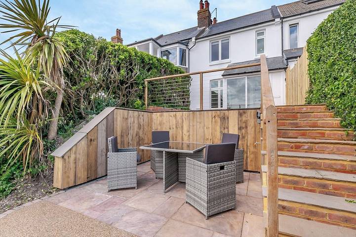 Cottage for 4 people, with garden in Brighton
