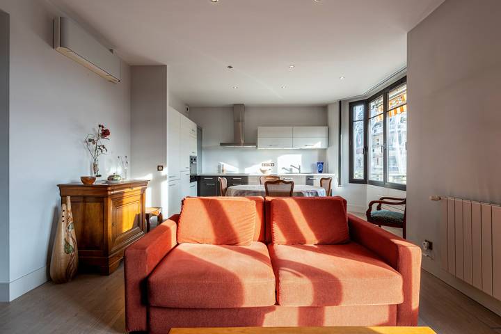 Gîte pour 4 personnes, avec balcon dans Office De Tourisme Lac D Annecy Rive Plein Soleil - 4