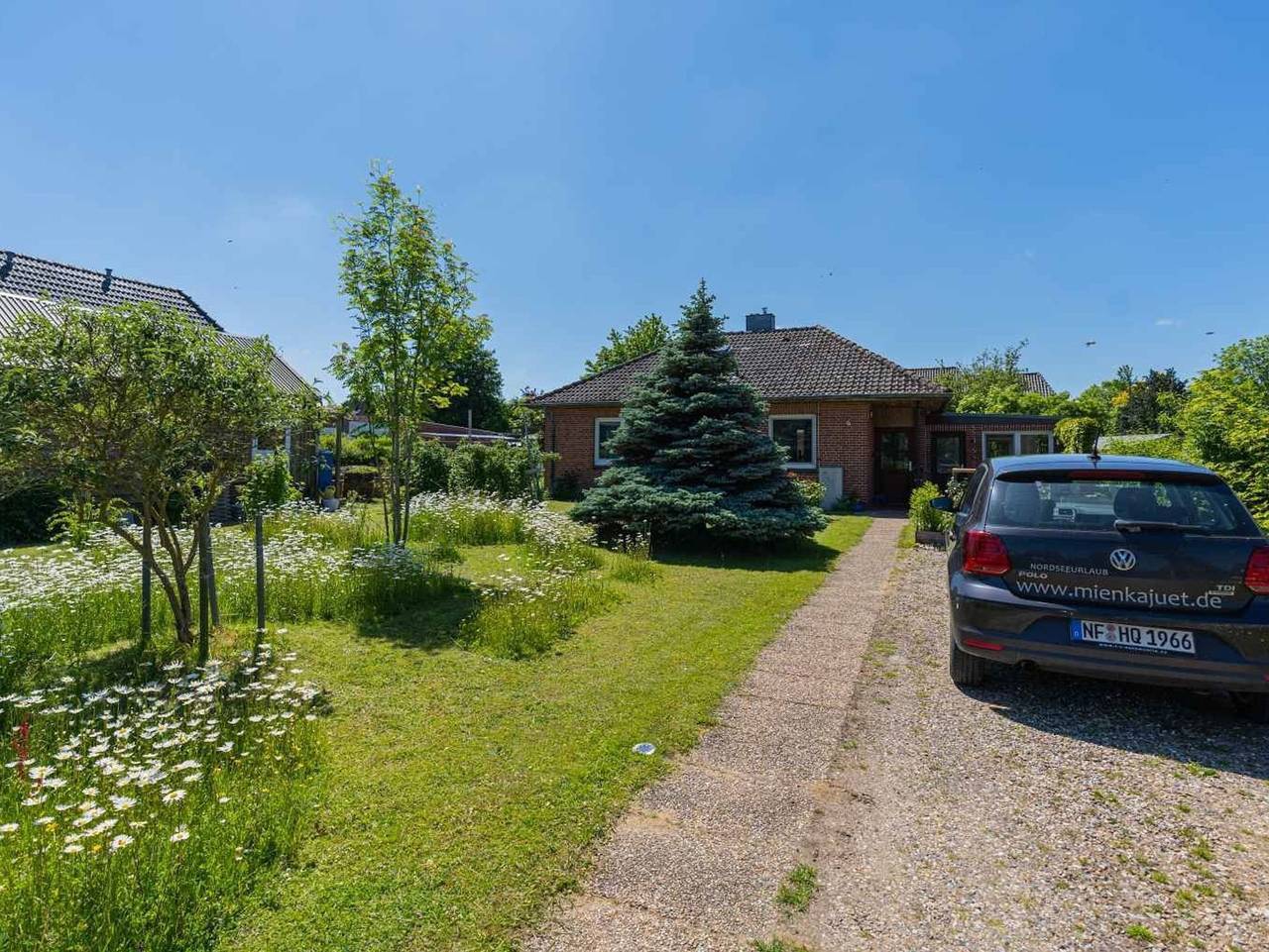 Ganze Ferienwohnung, Haus Eiderstedter Straße 6 - Wohnung Mien Kajüt (Id 455) in Oldenswort, Eiderstedt