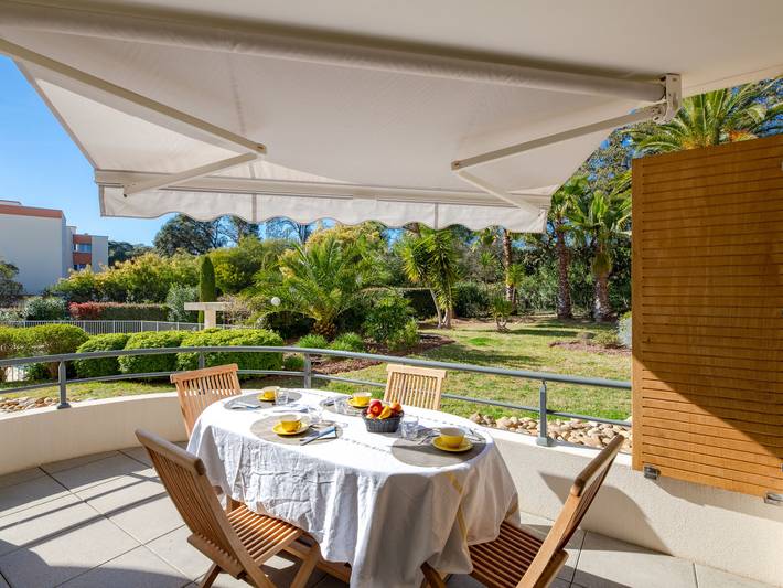 Location de vacances pour 4 personnes, avec Terrasse dans Boulouris