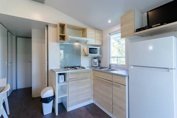 Camping pour 6 Personnes dans Bouzic, Périgord Noir, Photo 4