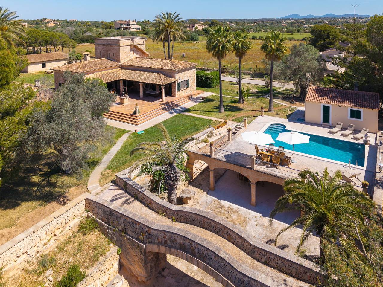 Villa mit privatem Pool und Steinturm nahe Es Trenc, Colònia Sant Jordi in Colònia de Sant Jordi, Ses Salines