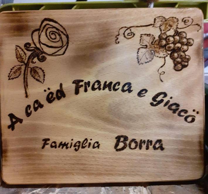 B&b per 5 persone, con giardino e panorama in La Morra