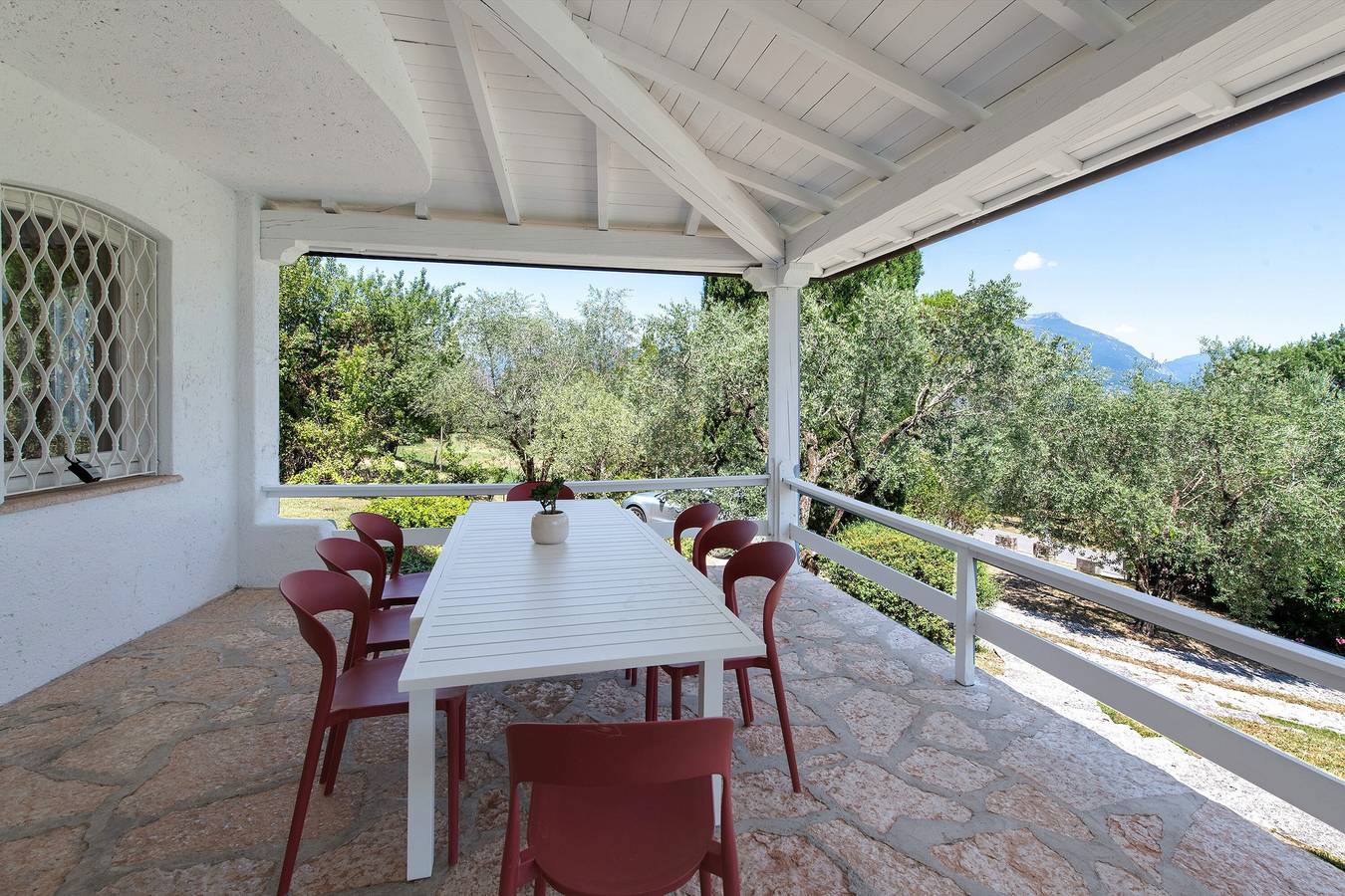 Villa Paradiso in San Felice del Benaco – Exklusive Villa mit Seeblick und privatem Pool in San Felice del Benaco, Gardasee-Berge