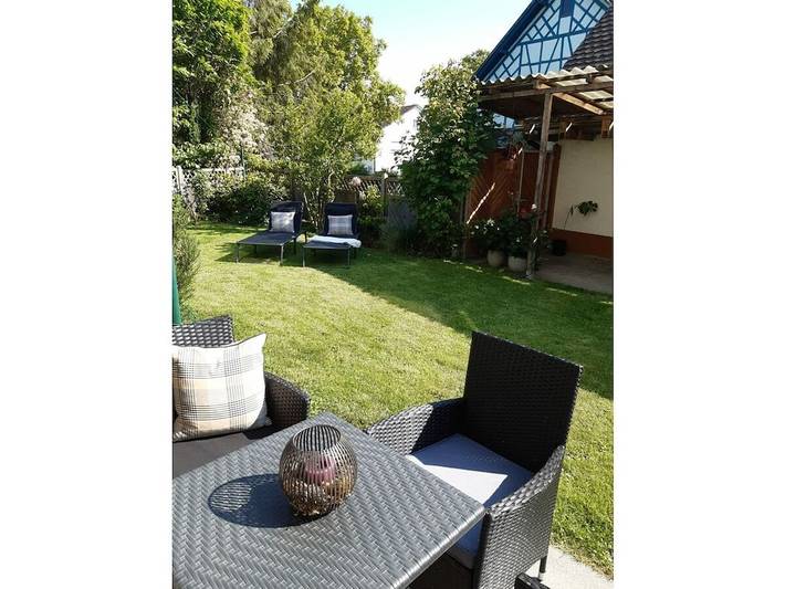 Ferienhaus für 2 Personen, mit Terrasse und Garten