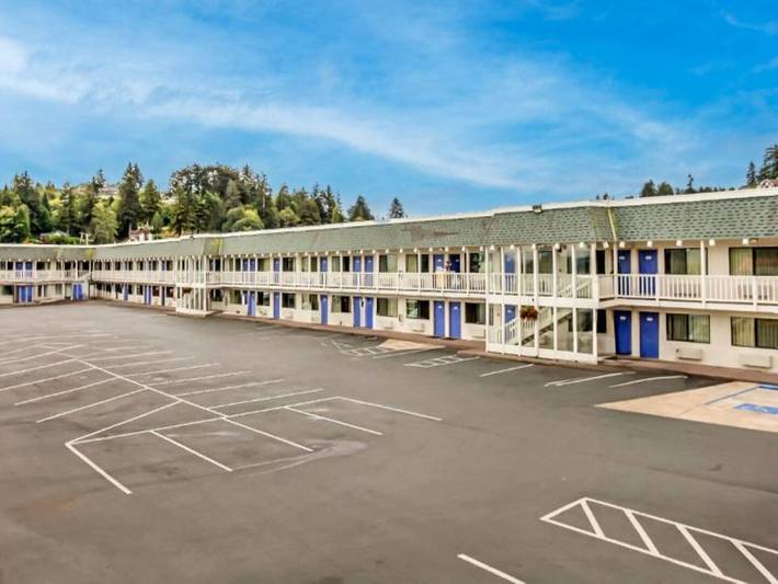 Hotel for 2 people, with pets - 1