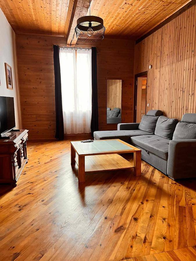 Gîte pour 4 personnes, avec terrasse à Réalmont