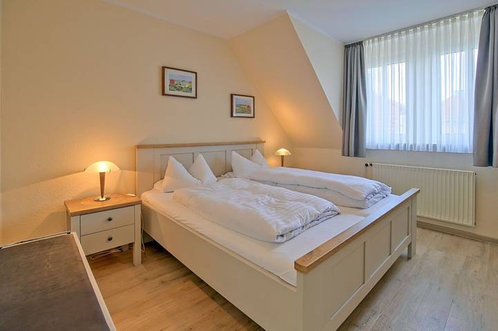 Ganze Ferienwohnung, Ferienwohnungen Strandhafer & Sanddorn - Fw "Sanddorn" - Heinrich-Tiarks-Straße 10 in Horumersiel, Wangerland
