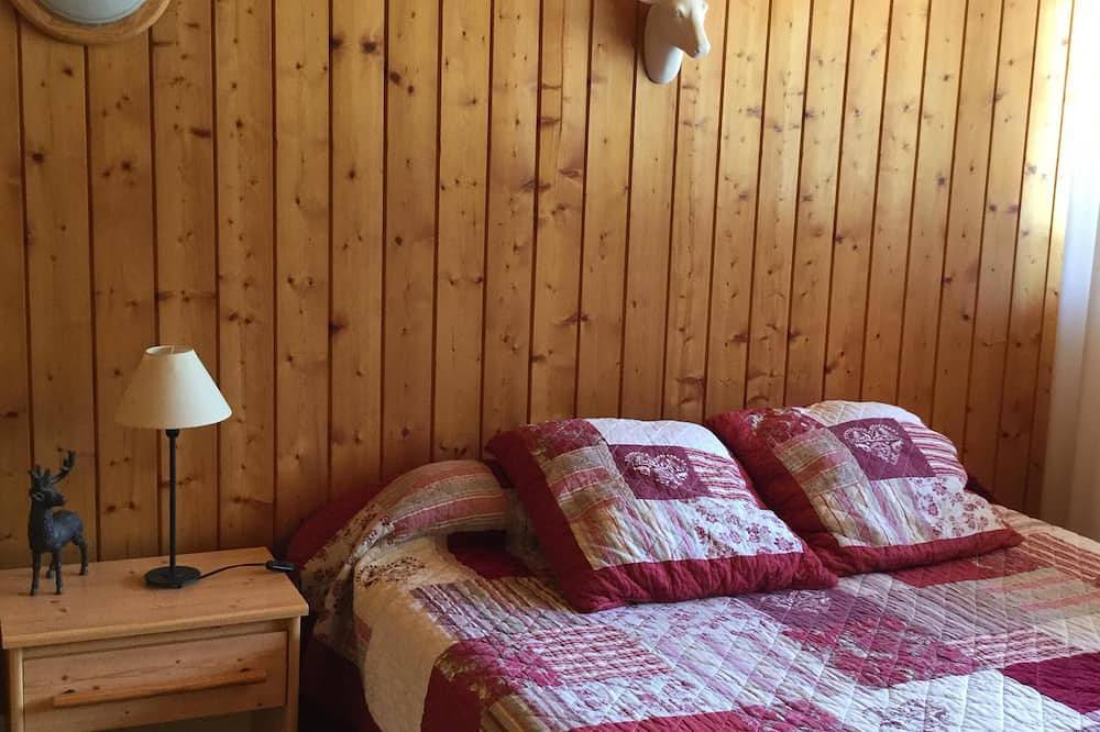 Appartement entier, Dans chalet , chaleureux T4 de caractère , terrasse vue panoramiqe in Saint-Lary-Soulan, Parc national des Pyrénées