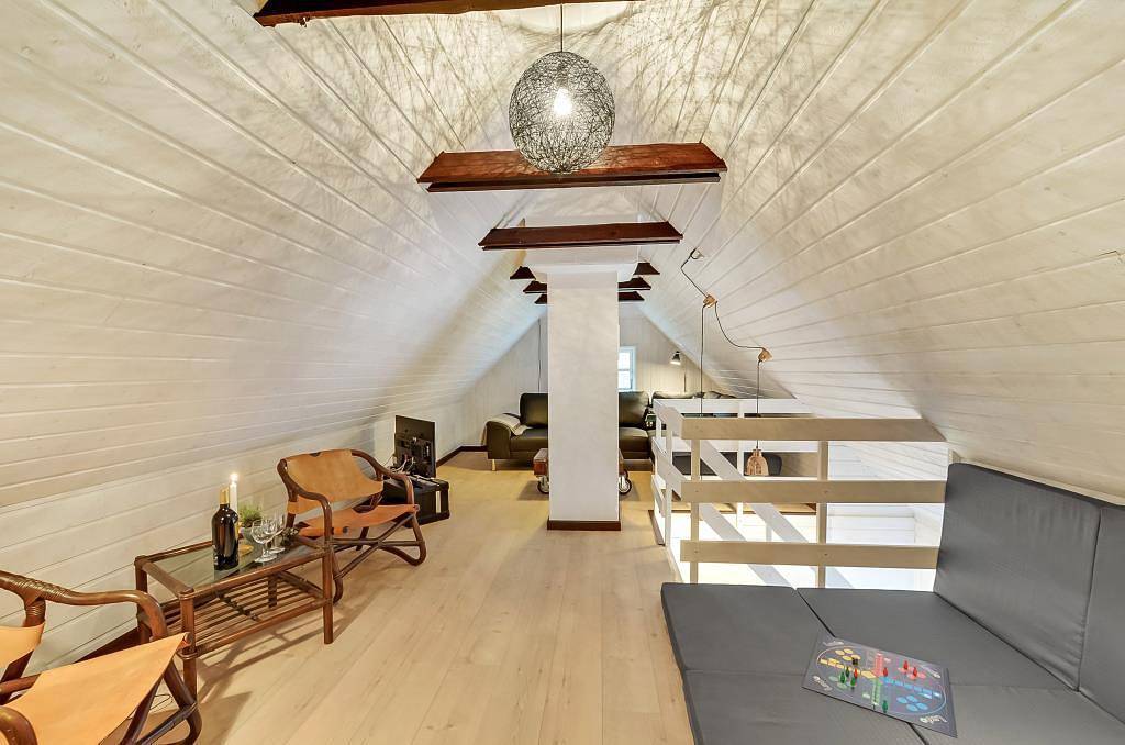 Reetgedecktes Ferienhaus nahe der dänischen Nordsee – Mit Whirlpool und schöner Südterrasse aus Holz in Ulfborg, Holstebro und Umgebung