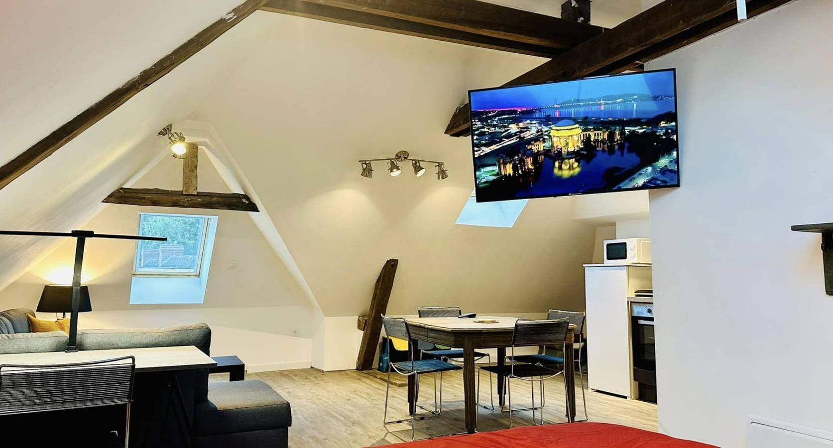 Studio entier, Gîte de l'Ecaillon - Studio in Thiant, Région de Valenciennes