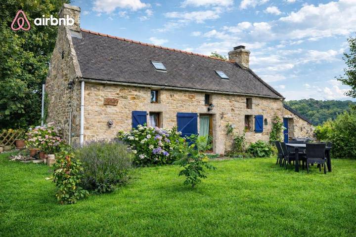 Location de vacances pour 5 personnes, avec jardin à Pont-Croix