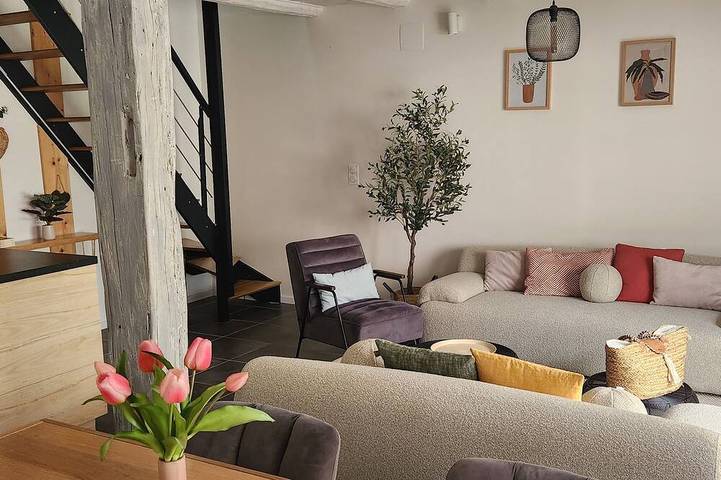Elégant gîte classé 3 étoiles*** avec piscine privée au cœur du vignoble in Beblenheim, Région de Ribeauvillé