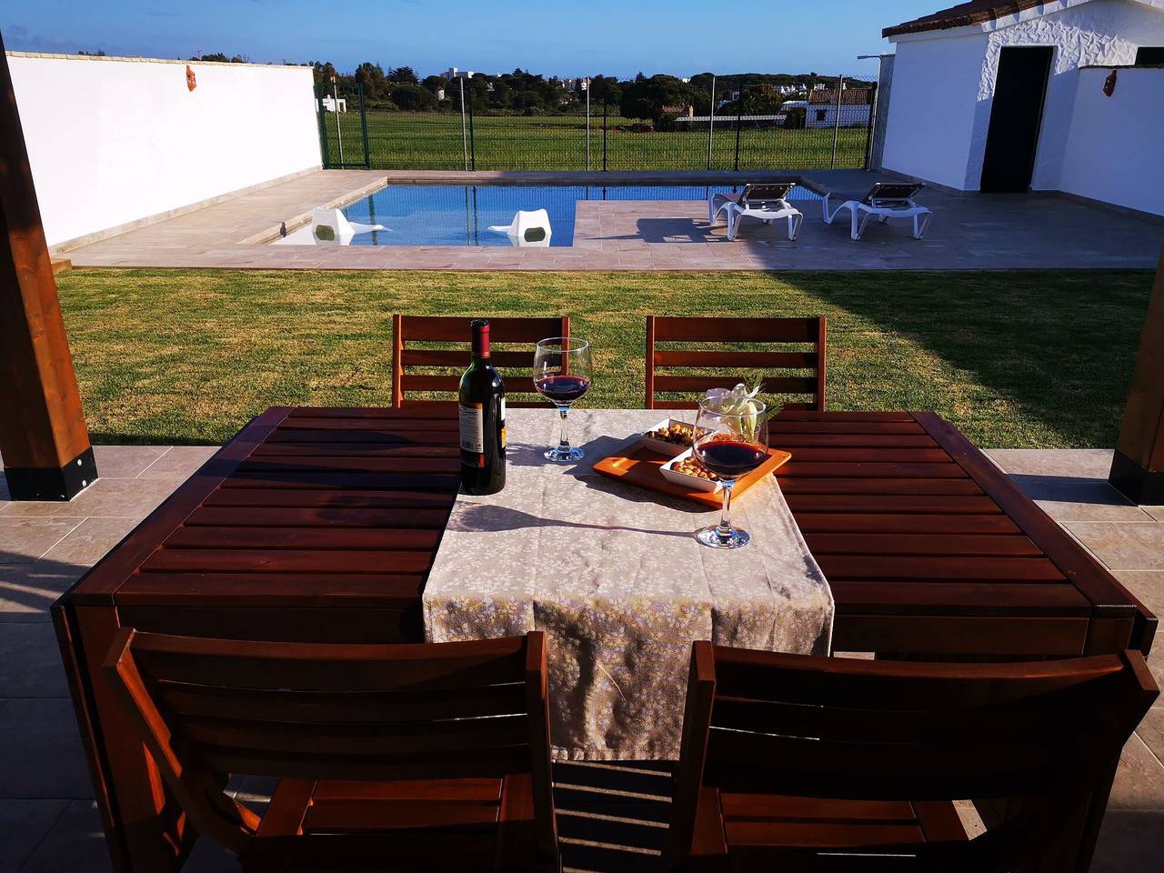 Gîte « Casa La Gitanilla 2 Agradable » avec piscine privée, terrasse privée et Wi-Fi in Fuente del Gallo, Conil de la Frontera