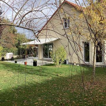Chambre d’hôte pour 2 personnes, avec jardin ainsi que vue et terrasse à Marieulles