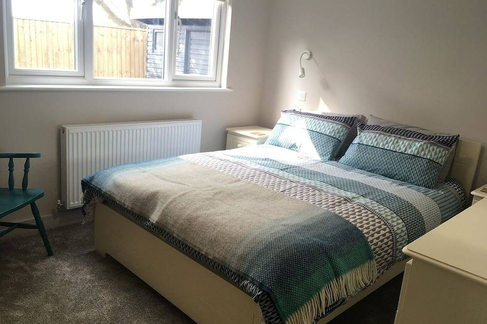 Seaways Holiday Cottage - 3 bed, 2 bath, dog friendly bungalow near beach in Sutton on Sea, Lincolnshire