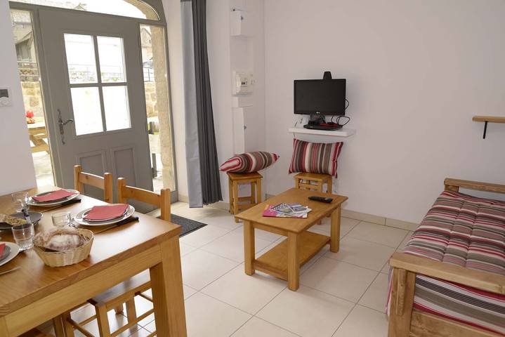 Gîte pour 2 personnes, avec vue et terrasse, animaux acceptés dans Lozère - 2