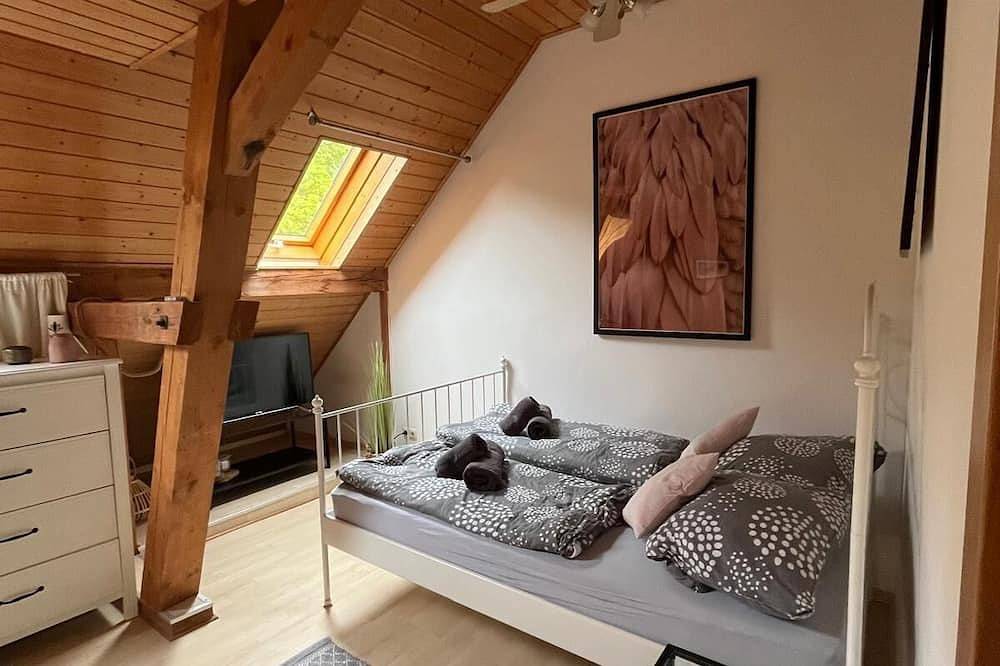 Ganze Wohnung, Ferienwohnung (35qm) mit Terrasse in Neunburg vorm Wald, Naturpark Oberpfälzer Wald