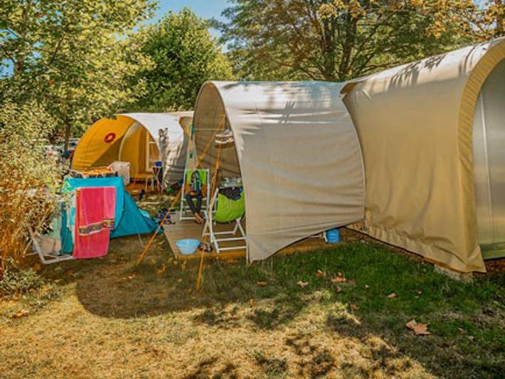 Flower Camping Le Pont du Tarn - Bungalow de lona 2/4 personas - Coco Sweet 16m² - 2 habitaciones - Sin baño - Riverside in Florac-Trois-Rivières, Cevenas
