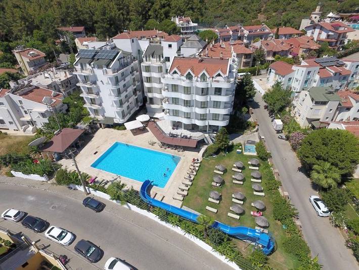 Apartmenthotel für 3 Personen, mit Ausblick und Garten sowie Pool und Kinderpool - 1
