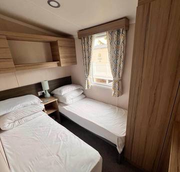 Holiday Rental for 6 People in Poole, Poole Harbour, Photo 2