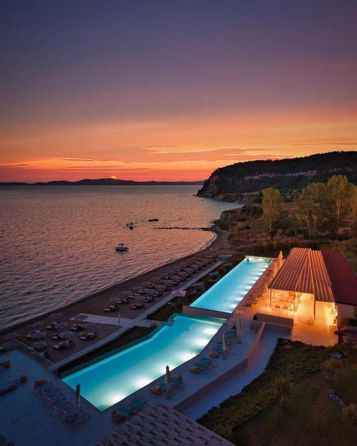 Hotel für 4 Personen, mit Garten und Kinderpool sowie Whirlpool und Pool in Chalkidiki